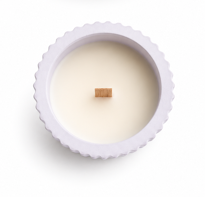Tohafa Ribbed Fluted Concrete Candle